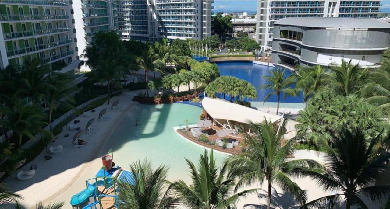 Azure Urban Resort Paranaque City Екстер'єр фото