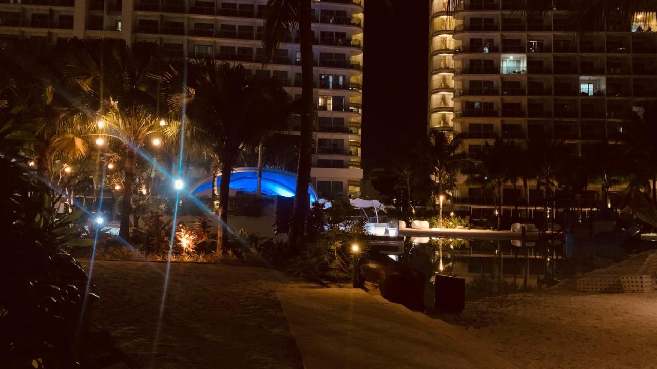 Azure Urban Resort Paranaque City Екстер'єр фото