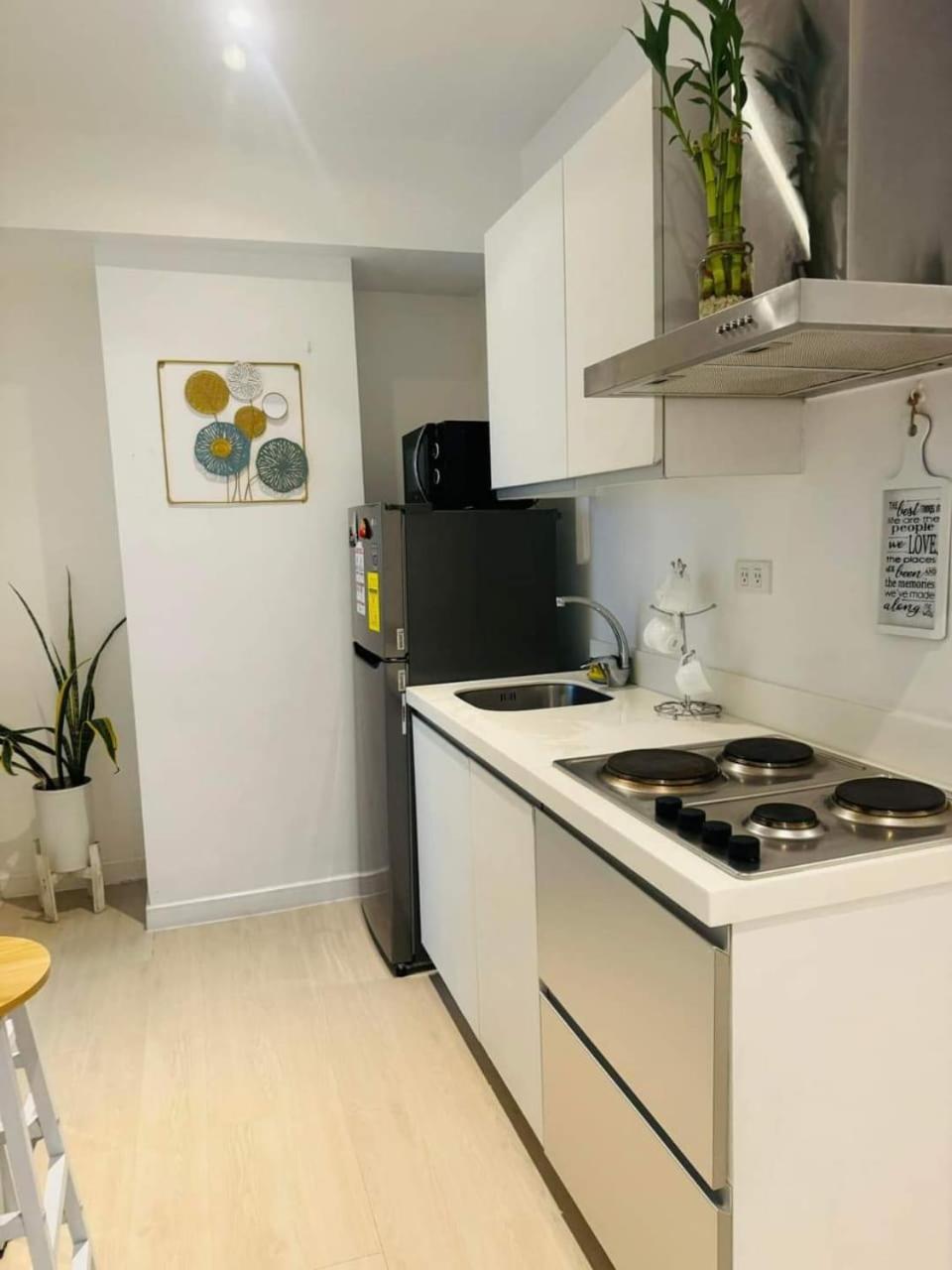 Azure Urban Resort Paranaque City Екстер'єр фото